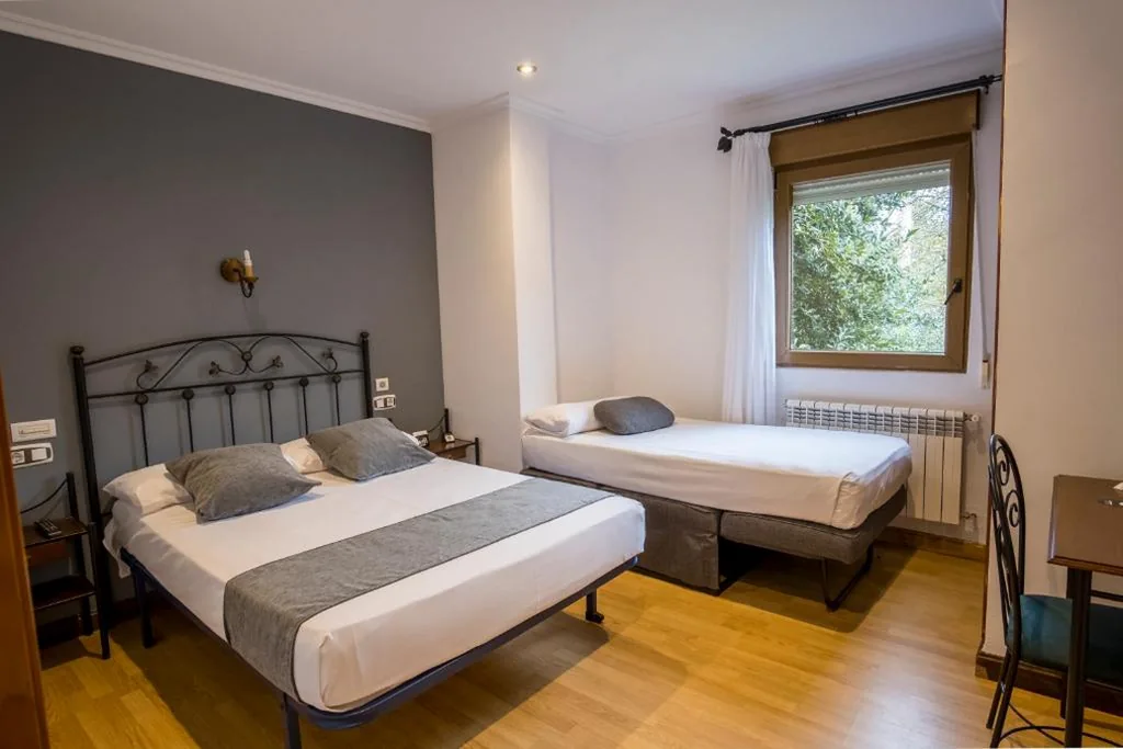 Habitación Triple — Alda Puerto Calderón