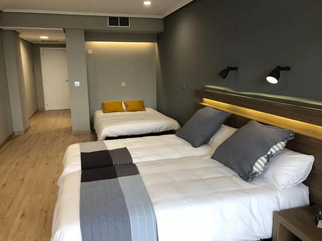 Chambre quadruple avec vue sur la mer — Alda Sada Marina