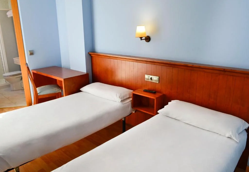 Habitación Doble Económica - 1 o 2 camas — Alda Vía de la Plata Rooms