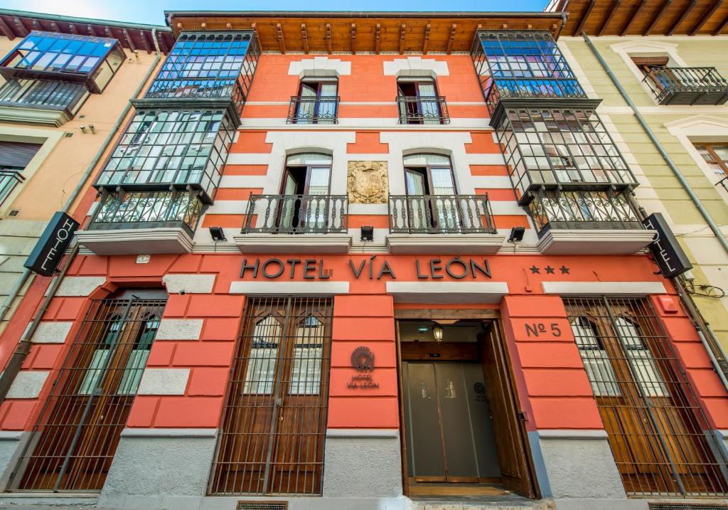 Alda Vía León
