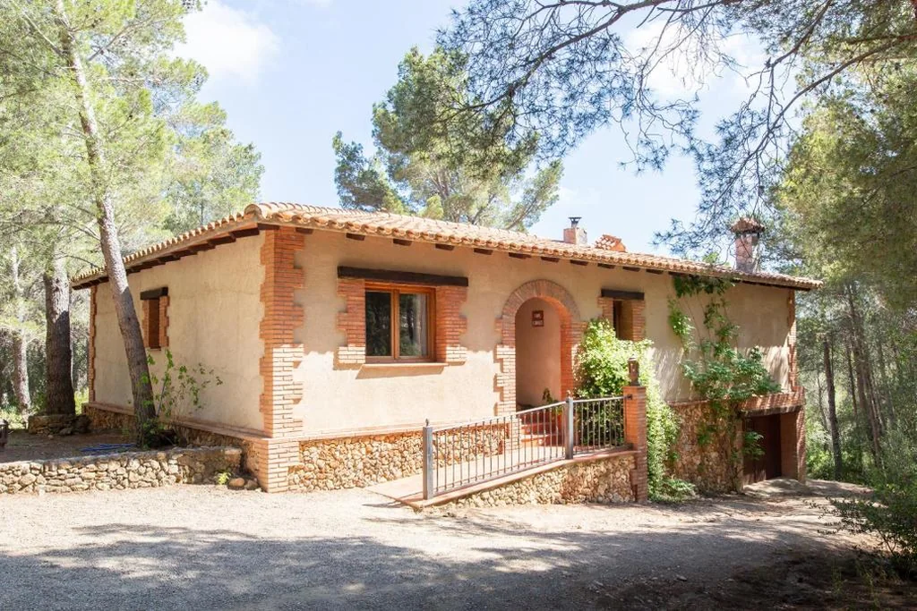 Villa de 3 dormitorios — AldeaMia, Cozy villa for 8 people, pool, mountain view, beach at 8 min