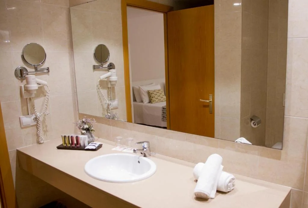 Junior Suite — ALEGRIA Plaza Paris & Spa 4 SUP