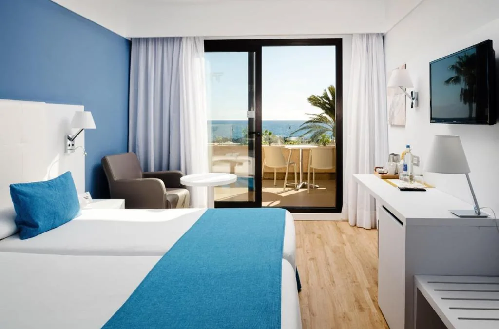 Tweepersoonskamer met Uitzicht op Zee - 1 of 2 Bedden (2 Volwassenen) — Alexandre Teguise Playa