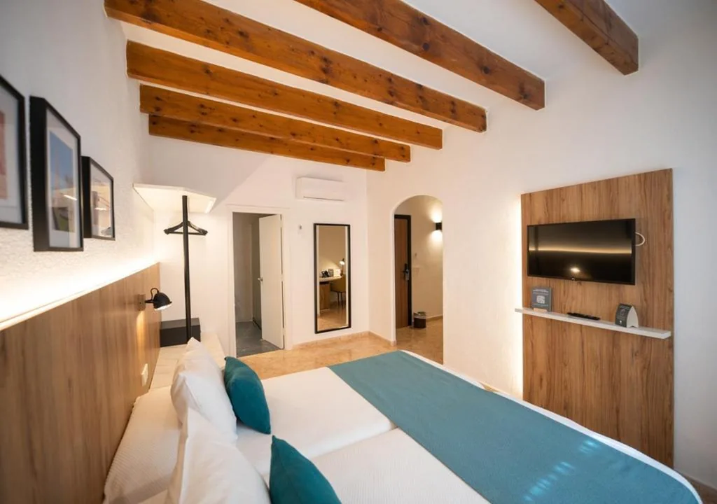 Habitación Triple — Alfons Hotel