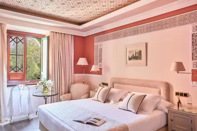 Alhambra Palace Hotel — photo 5