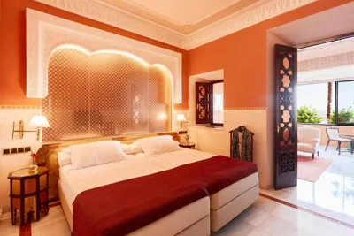 Alhambra Palace Hotel — photo 7