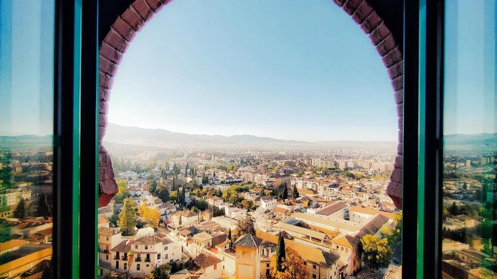 Classic Single Room — Alhambra Palace Hotel