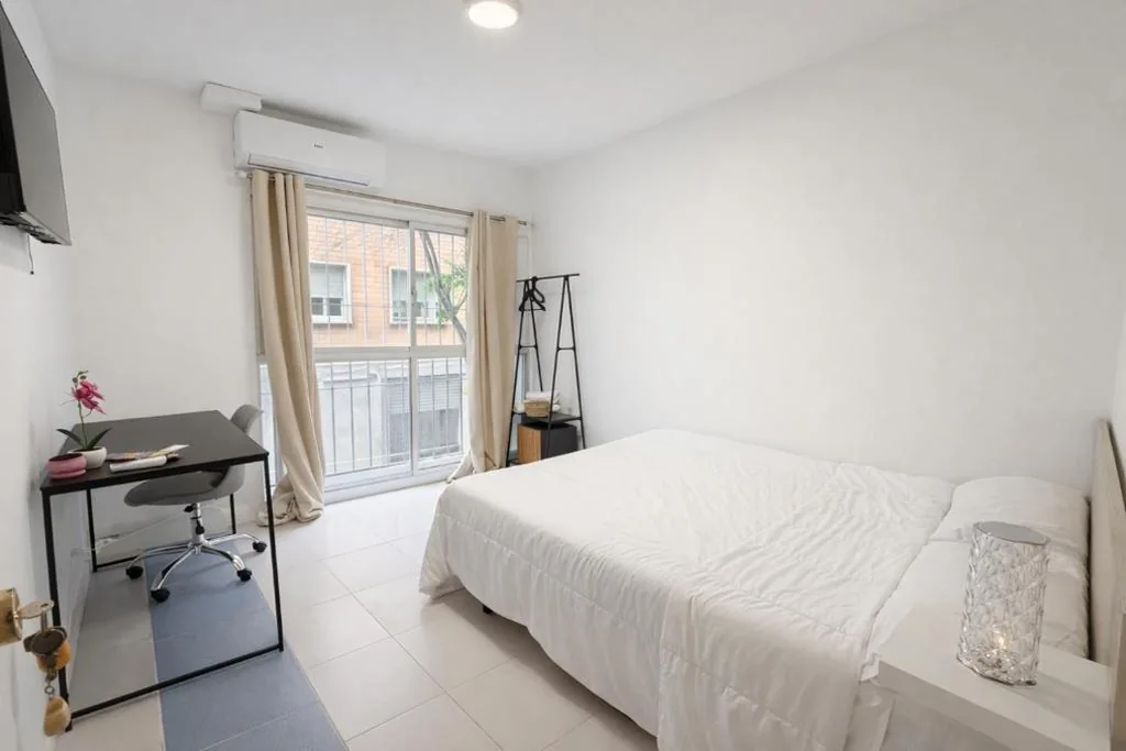 Camera matrimoniale — Alicante Beach Hostel