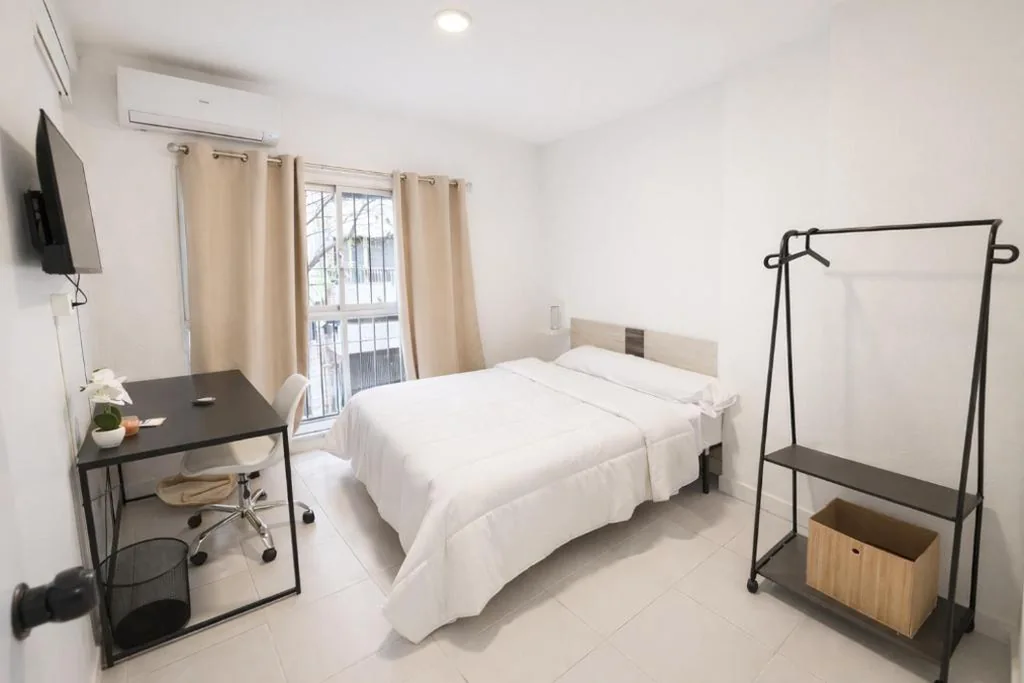 Camera matrimoniale — Alicante Beach Hostel