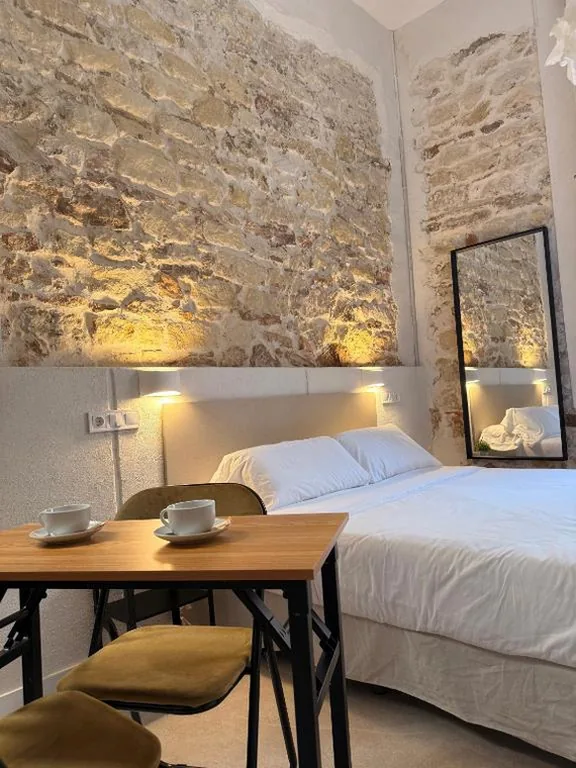 Deluxe Double Room — Alifornia Alicante