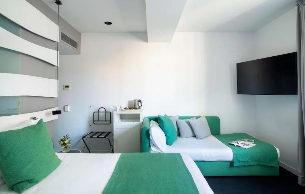 Deluxe-Dreibettzimmer — Allegro Barcelona