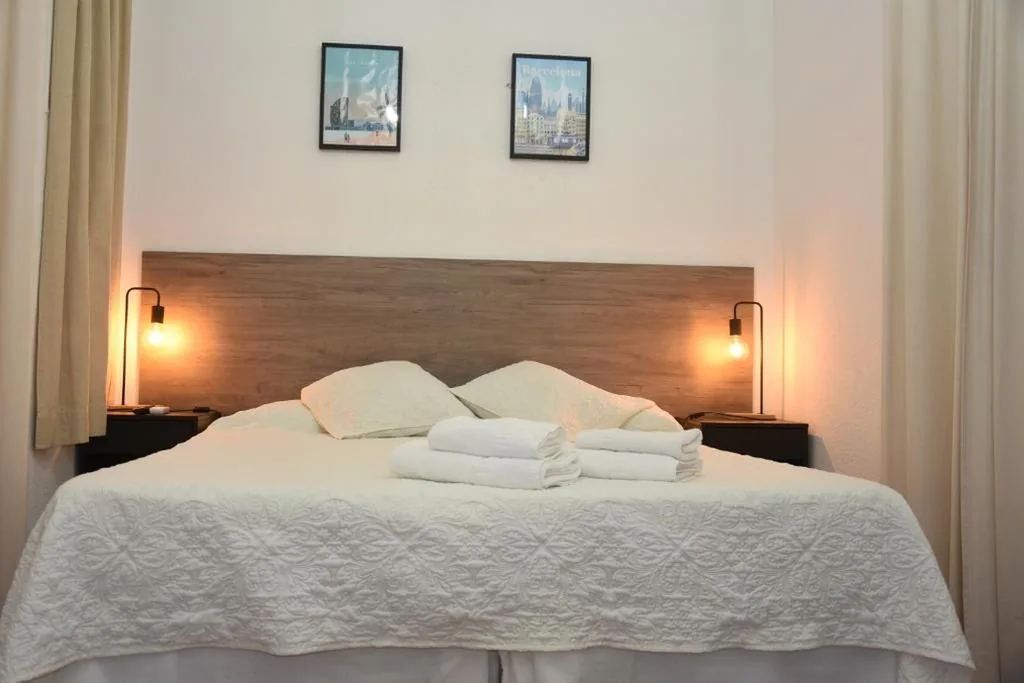 Interior Double Room with Private Bathroom - 1 or 2 Beds — Ally's Bed&Breakfast,