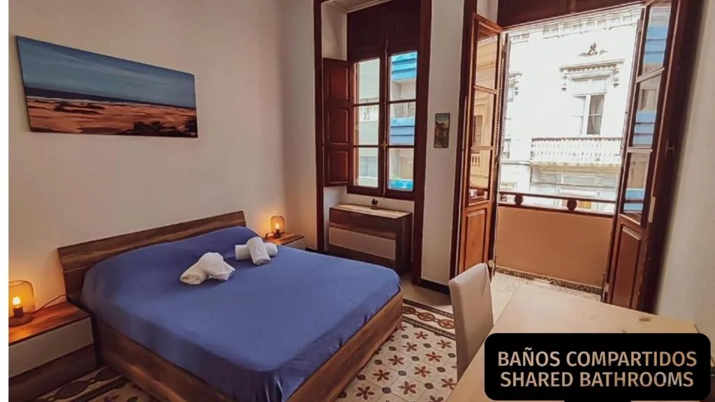 Doppelzimmer mit Gemeinschaftsbad — Alma Canaria Rooms