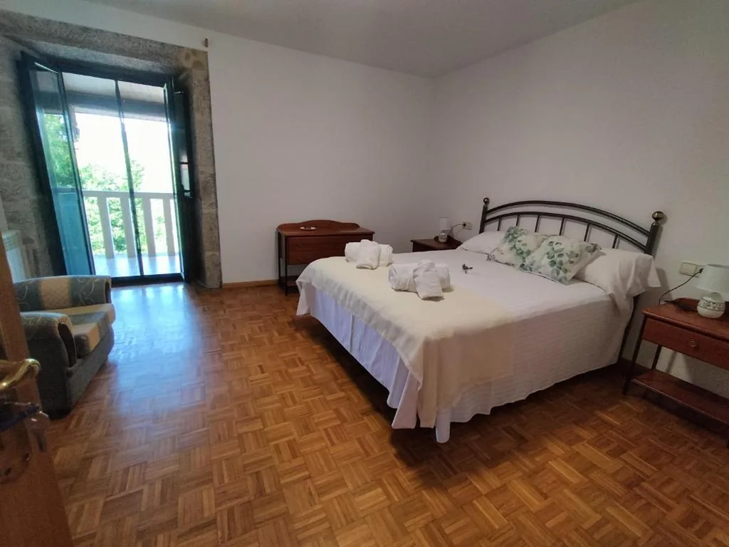 Doppelzimmer mit Balkon — alma de quireza
