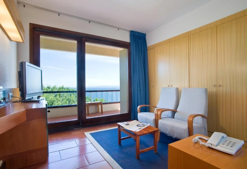 Habitación Doble Estándar con cama supletoria — Almadraba Park Hotel