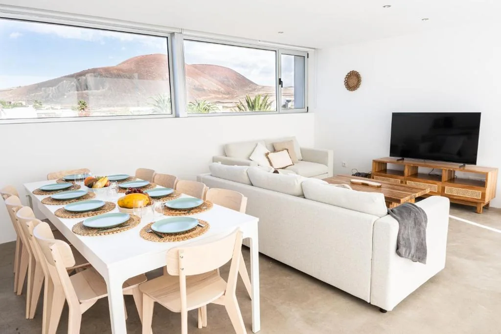 Almara House - Luxury Villa with Heated Pool