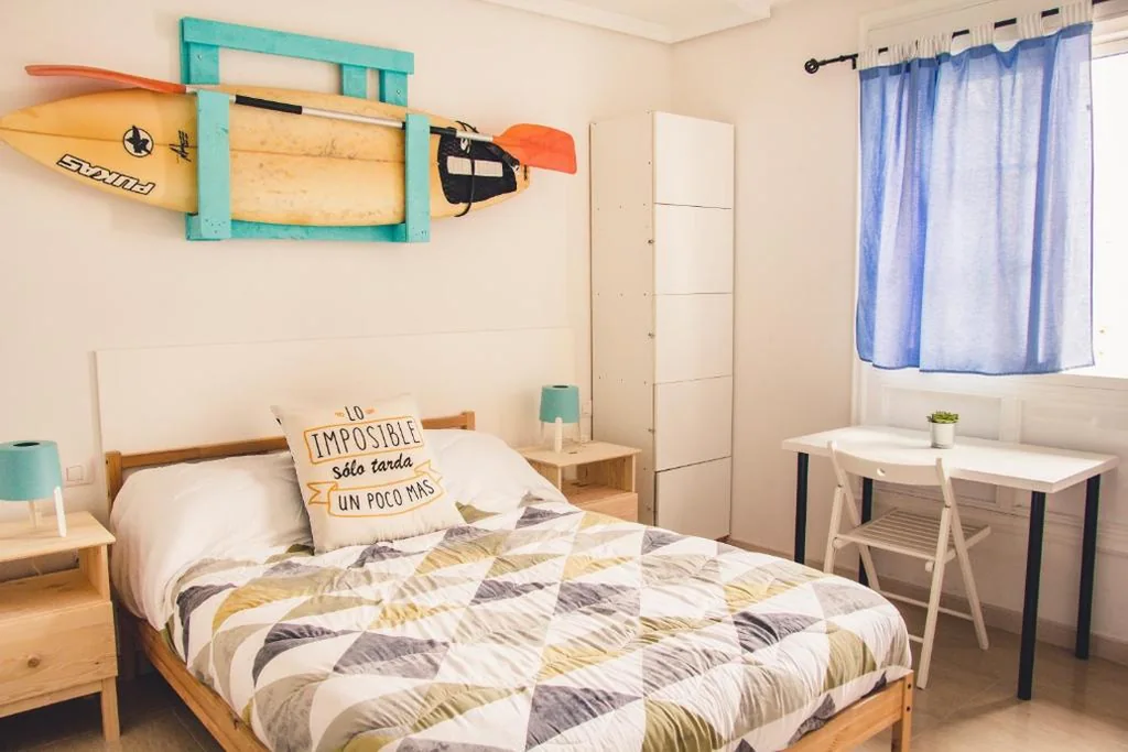 Doppelzimmer mit eigenem Bad — Aloe Vera Shared House