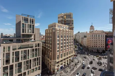Aloft by Marriott Madrid Gran Via — Foto 11