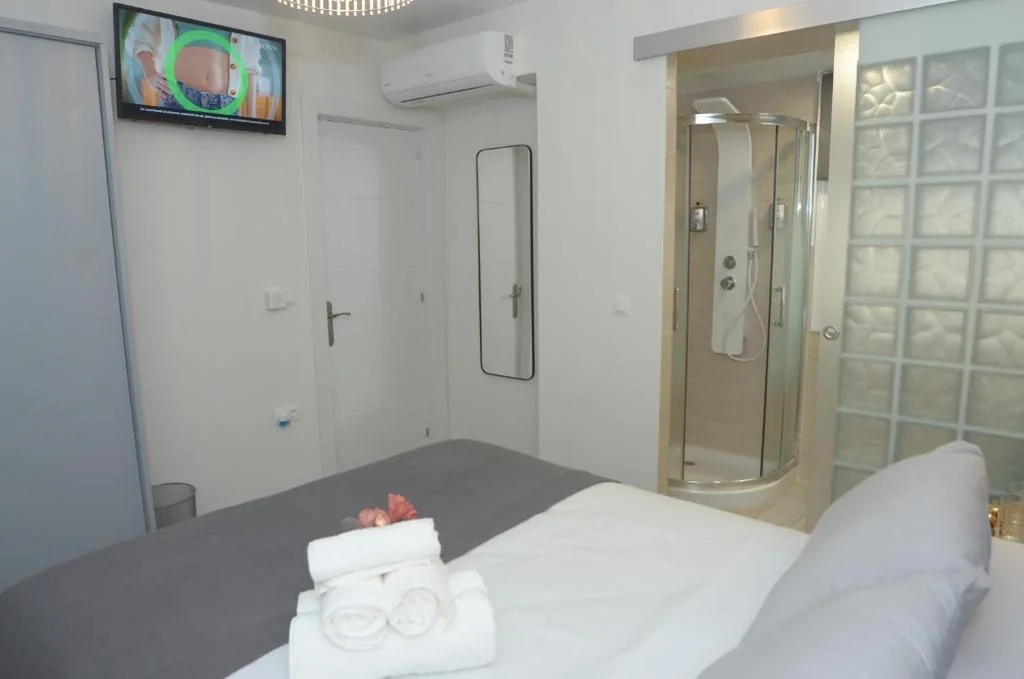Deluxe Doppelzimmer — Alojamiento Beethoven Luxury