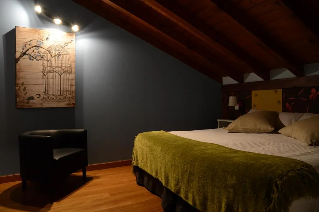 Habitación Doble H5 — Alojamiento Bernabales