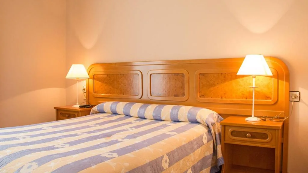 Quarto Triplo Standard — Alojamiento Calzada Romana