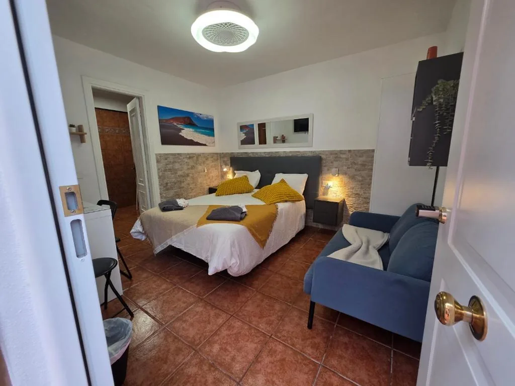 Double Room — Alojamiento La Concha