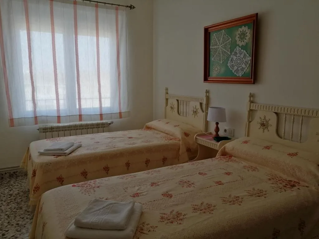 Camera doppia con bagno in comune - 2 letti — Alojamiento Rural