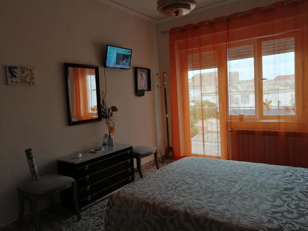 Camera matrimoniale con bagno privato — Alojamiento Rural