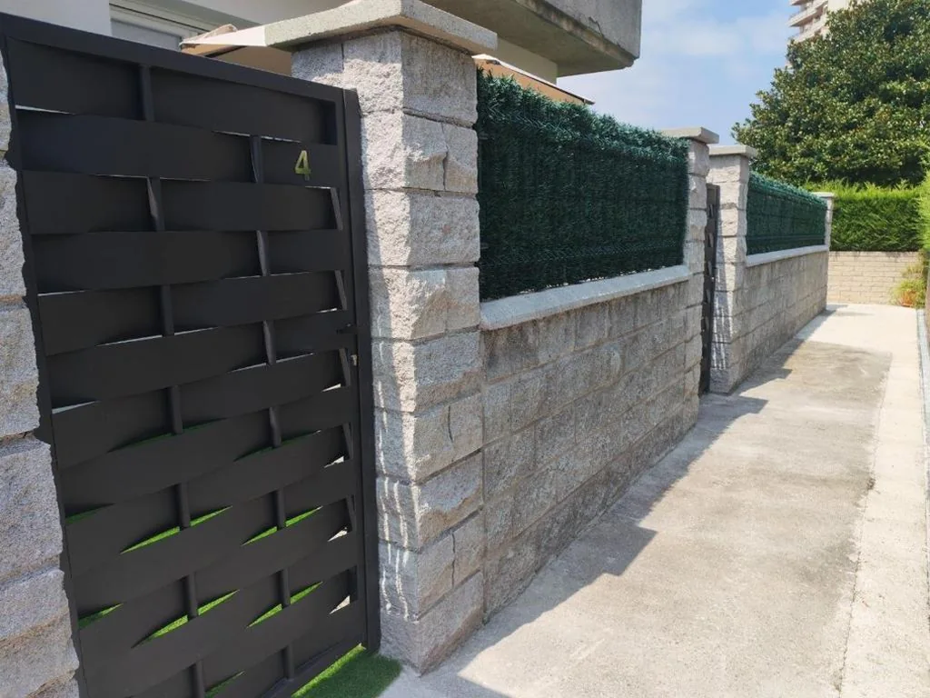 Chambre double avec terrasse — Alojamientos Dima Costa