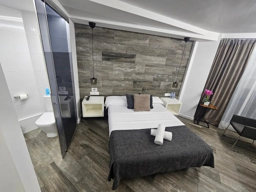 Quarto Duplo — Alojamientos Santa Pola