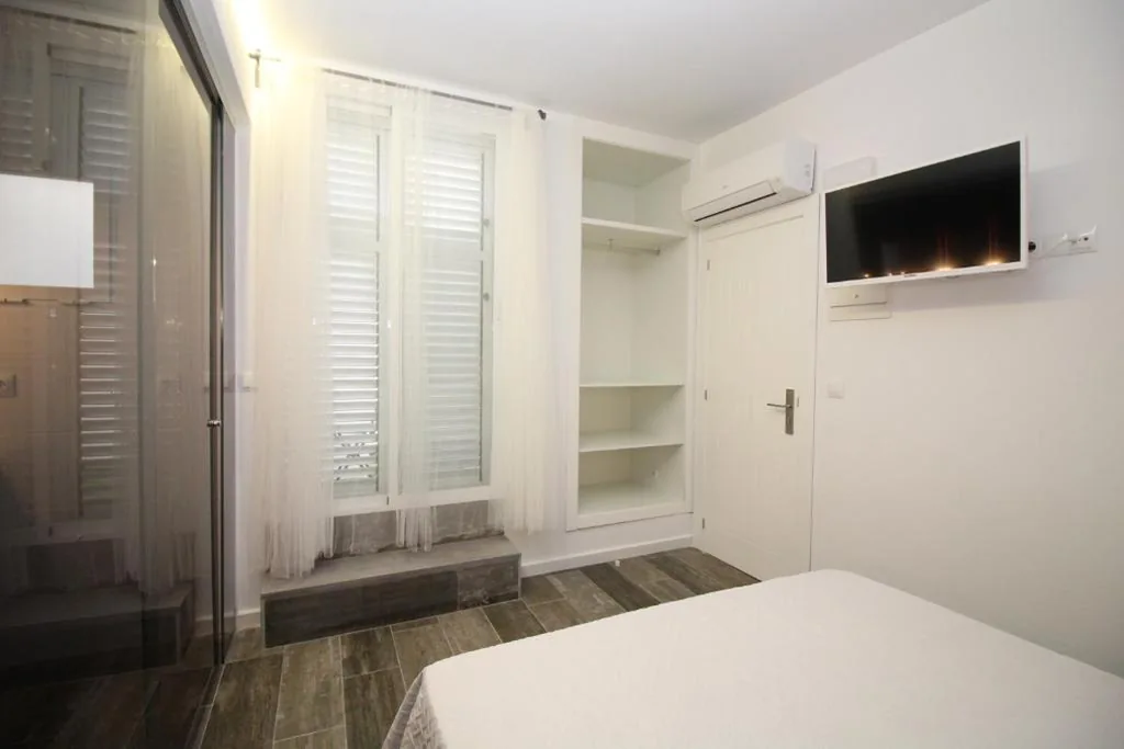 Quarto Duplo com terraço — Alojamientos Santa Pola