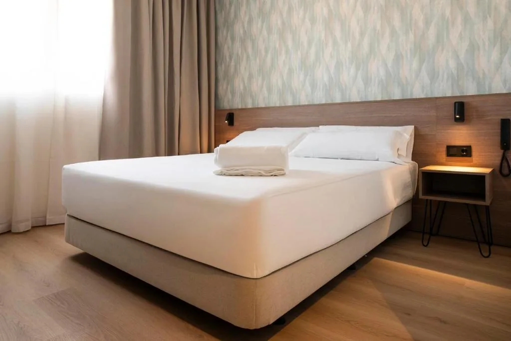 高级双人间 — Alora Hotel Mérida