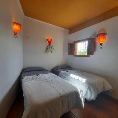 Alpujarra Guesthouse, remote off-grid mountain accommodation — 照片 7