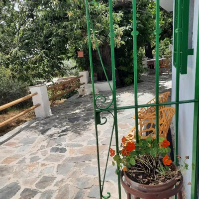 Alpujarra Guesthouse, remote off-grid mountain accommodation — 照片 12