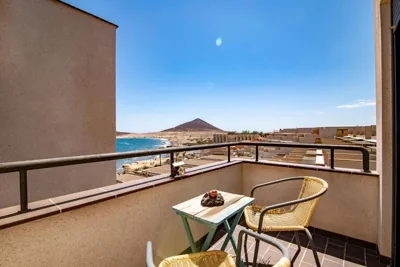 alquilaencanarias El Medano Spectacular terrace and sea views A — foto 5