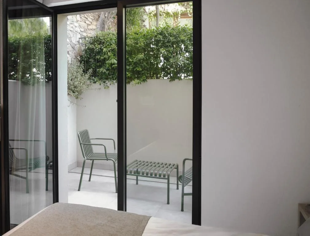 Chambre double supérieure avec patio — Alta House Begur