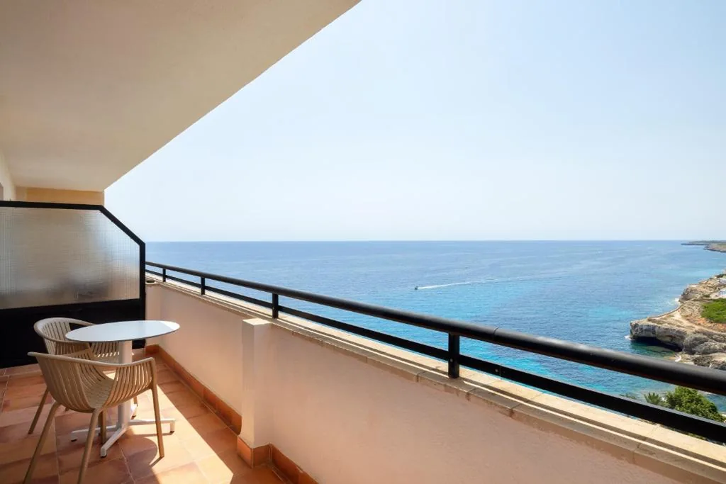 Suite Junior My Favorite Club con vista sul mare — Alua Calas de Mallorca Resort - Hyatt Inclusive Collection