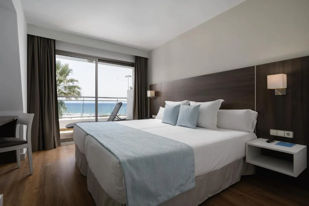 海の景色を望むJunior Suite — Alua Golf Trinidad