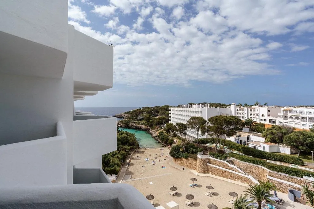 Habitación Doble Superior con vistas al mar — AluaSoul Mallorca Resort - Adults only