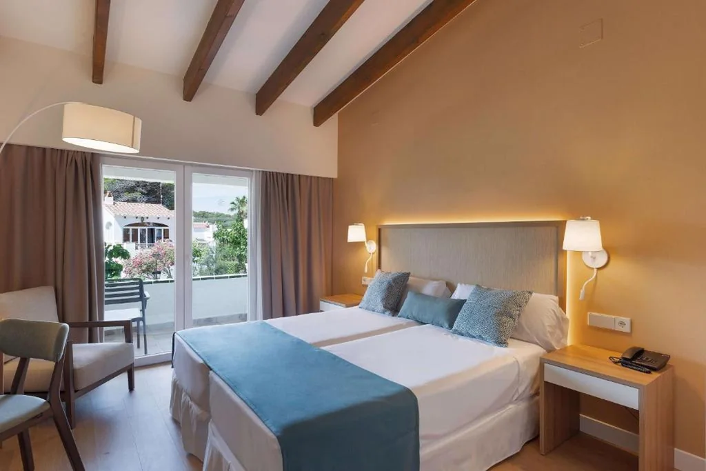 Tweepersoonskamer met uitzicht op de tuin — AluaSoul Menorca - Adults Only - Hyatt Inclusive Collection