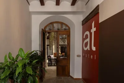 Alvaro de Torres Boutique — foto 10