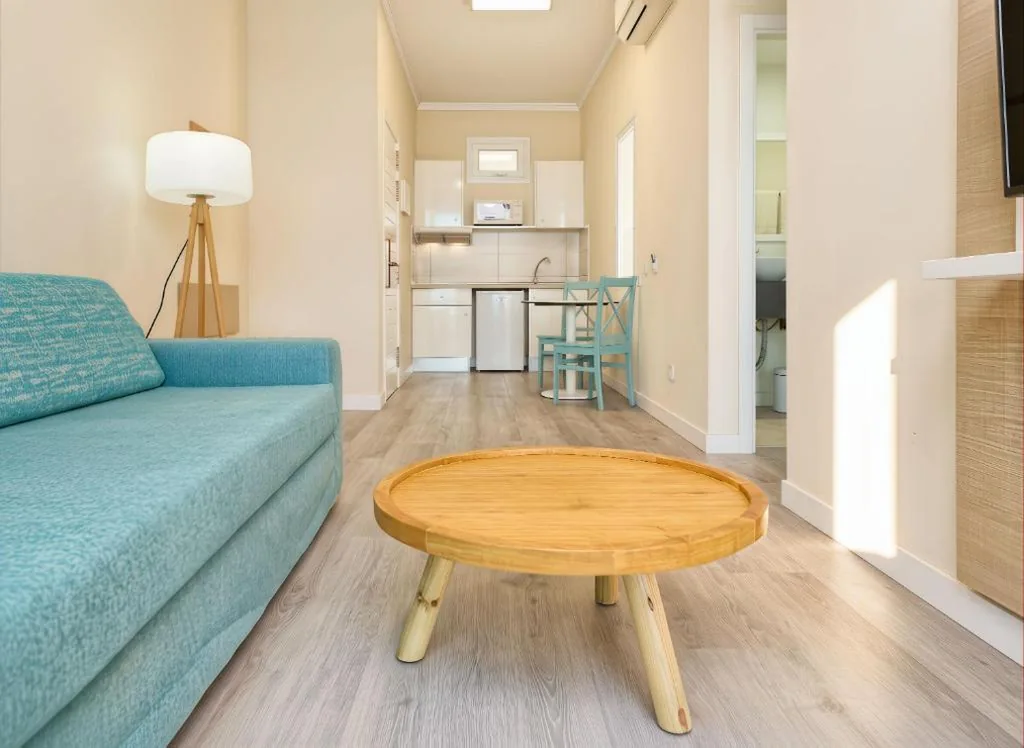 Appartement d’une chambre avec balcon et vue sur la mer — Amadores View - Adults only