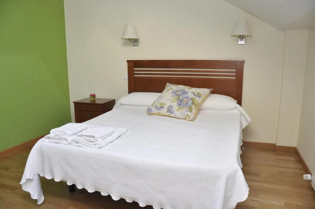 Camera doppia con letto aggiunto - 1 o 2 letti — Amanecer en Campos