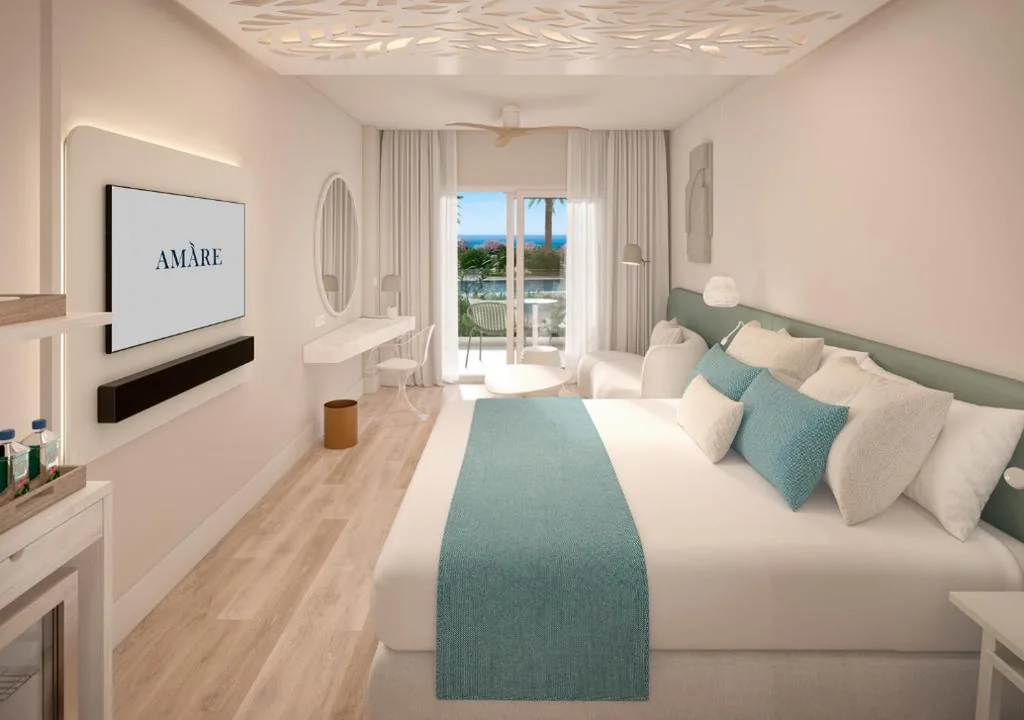 Camera Deluxe doppia o matrimoniale con 2 letti e vista mare The One Oh La La — Amare Beach Hotel Sancti Petri - Adults Recommended