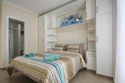 Amazing 5-bedroom villa in Costa Adeje — 写真 2