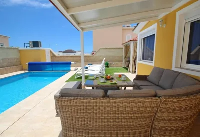 Amazing 5-bedroom villa in Costa Adeje — 写真 4