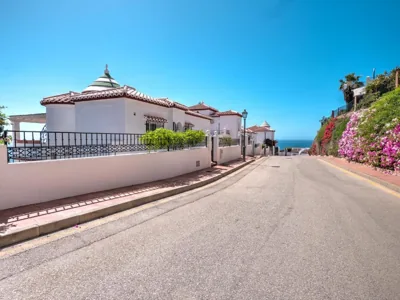 Amazing villa with magical view and pool in Nerja — foto 5