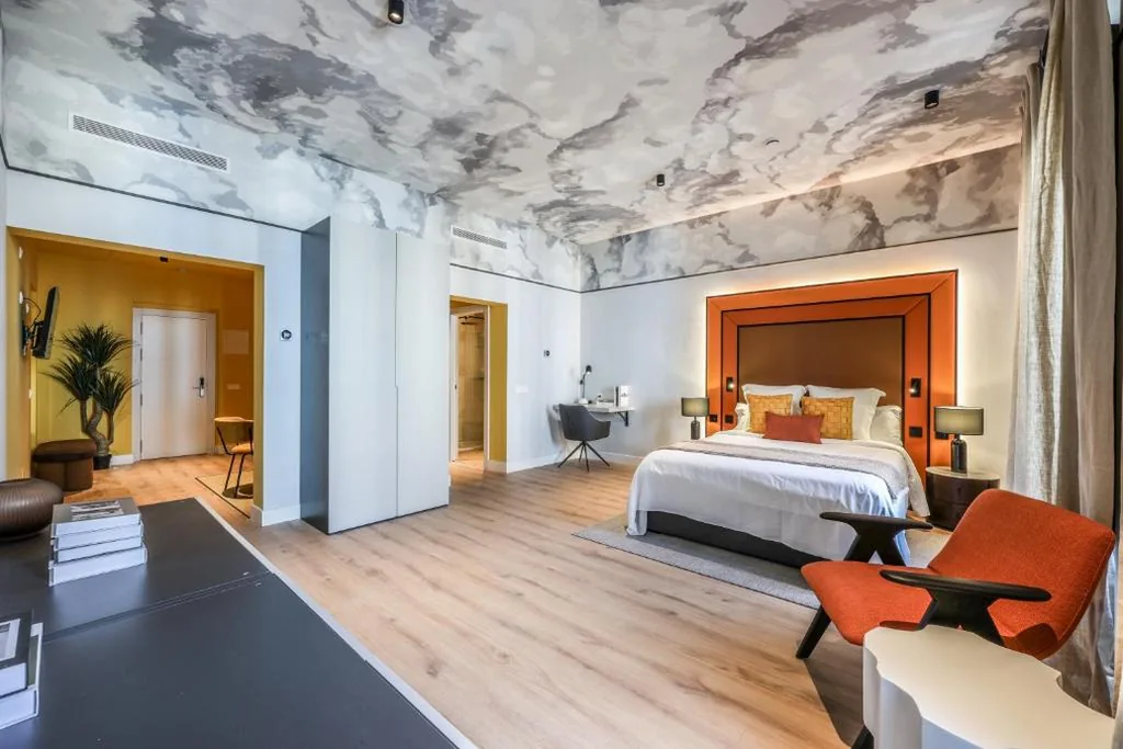 带城市景观的一卧室Deluxe公寓 — AmazINN Collection Madrid Plaza Mayor
