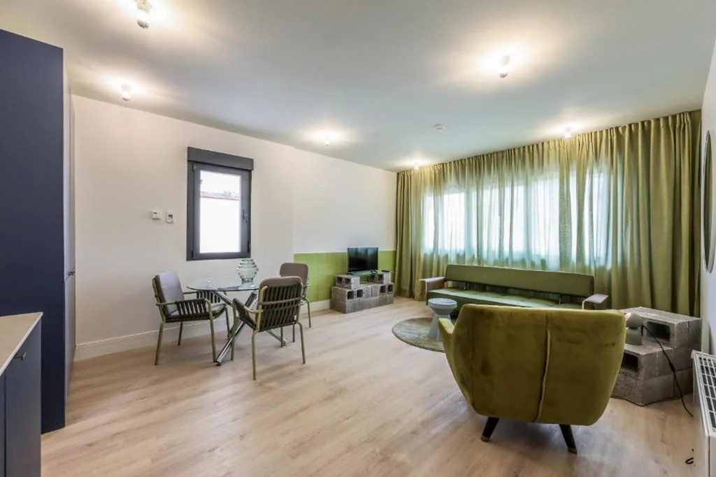 Apartamento Superior — AmazINN Places Palacio Real