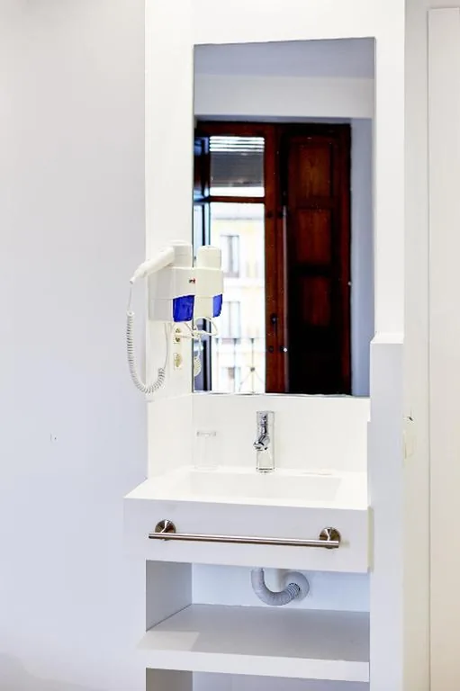 Habitación Familiar Deluxe — AMC Granada